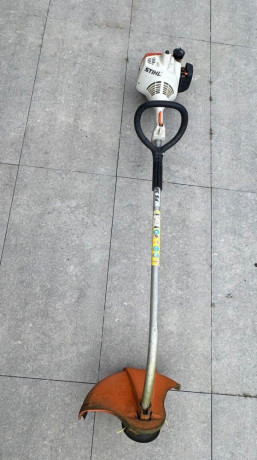 krovinorez-stihl-fs-38-big-2