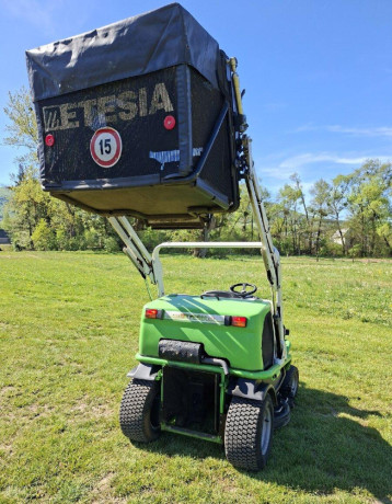 traktorova-kosacka-etesia-diesel-4x4-big-3