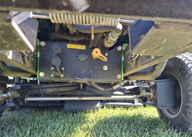 traktorova-kosacka-etesia-diesel-4x4-big-2