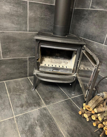 jotul-f-100-eco-ll-bp-se-cierny-lak-big-0