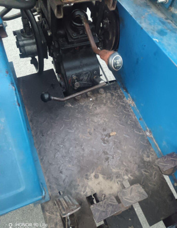 traktor-zubr-big-3