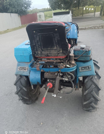 traktor-zubr-big-0
