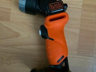 12v-rodina-black-decker-svietidlo