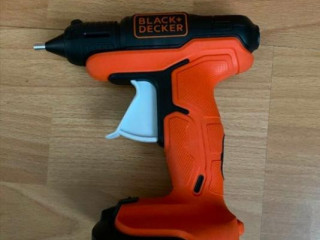 12v-rodina-black-decker-tavna-pistol