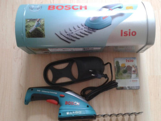 bosch-isio-noznice-na-travu