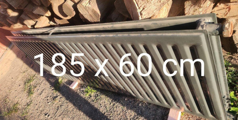 ocelovy-radiator-185-x-60-cm-big-0