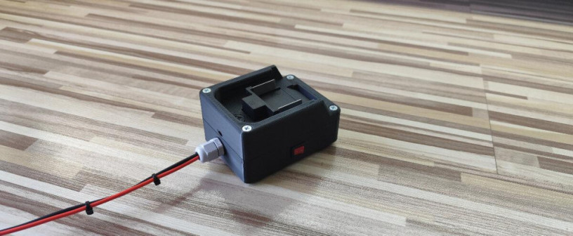 adapter-baterie-makita-18v-s-vypinacom-big-2
