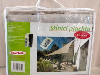 predane-rojaplast-tieniaca-plachta-trojuholnik-5-x-5-x-5-m