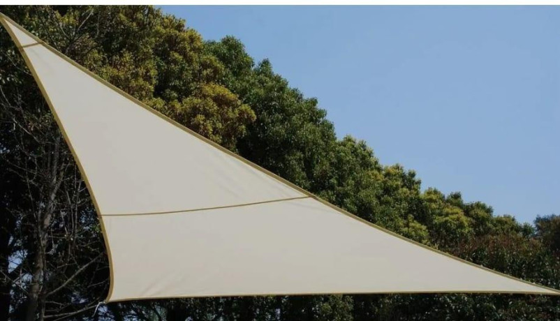 predane-rojaplast-tieniaca-plachta-trojuholnik-5-x-5-x-5-m-big-1