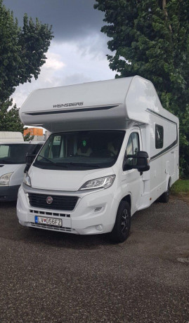 prenajom-6-miestneho-autokaravanu-weinsberg-carahome-700-dg-big-0