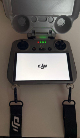 predam-ovladac-dji-rc-2-prislusenstvo-big-0
