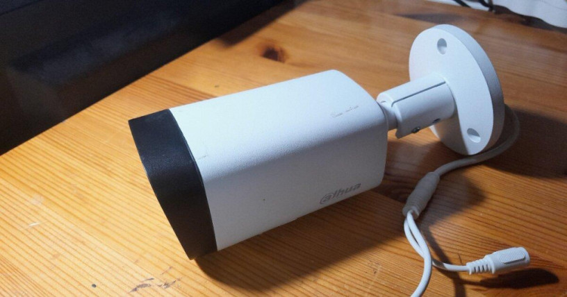 dahua-kamera-2mpx8-portovy-rekorder-dahuapoe-svitch-4-port-big-0