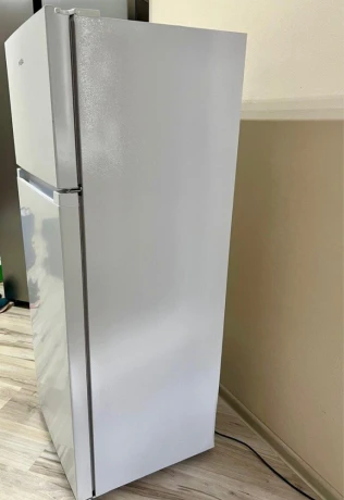 chladnicka-mora-s-mraznickou-big-2