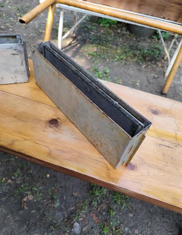 predam-krmitka-na-cechoslovaky-big-2