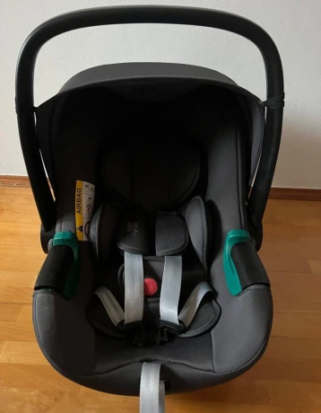 britax-romer-vajicko-do-auta-big-2