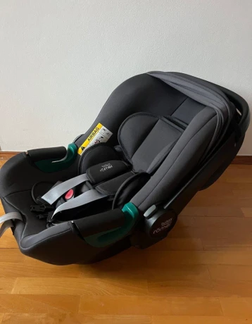 britax-romer-vajicko-do-auta-big-1