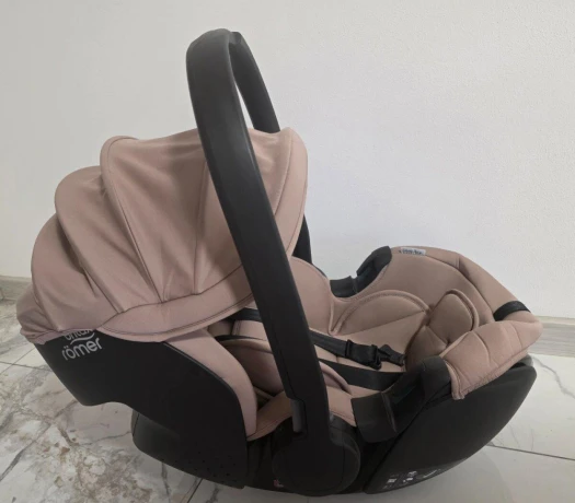autosedacka-britax-romer-baby-safe-pro-vario-base-5z-bundle-big-3