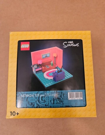 lego-10352-simpsons-krusty-burger-6578424-living-room-big-1