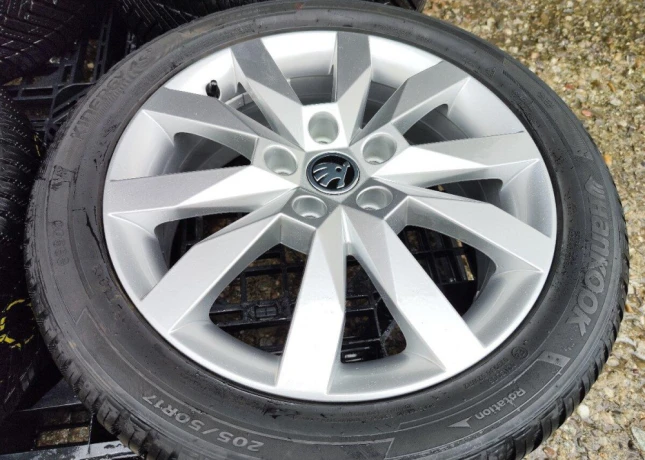 alu-sada-5x112-orig-skoda-s-pneu20550-r17-big-1