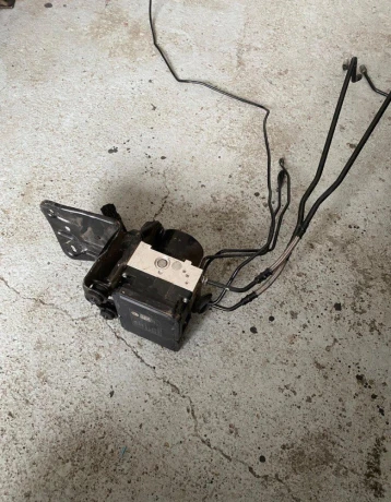 abs-1k0-907-379-bh-najazdene-75-000-km-big-0