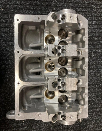 hlava-valcov-14-tdi-045103373h-vwseatskoda-big-0