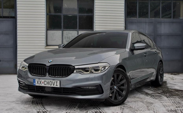 bmw-rad-5-520d-xdrive-at-big-0