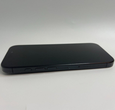 iphone-16-pro-256gb-black-titanium-dobry-stav-big-2