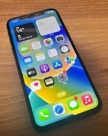 apple-iphone-big-0