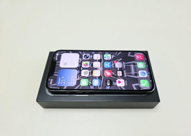 predam-apple-iphone-13-pro-128gb-graphite-baterka-100-big-3