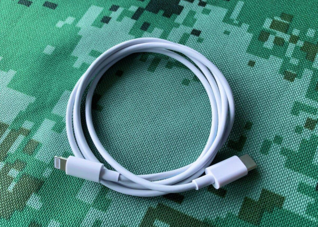 lightning-usb-c-rychlonabijanie-big-0