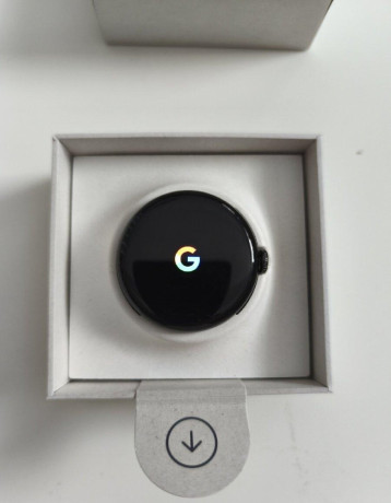 google-pixel-9-smart-hodinky-big-3