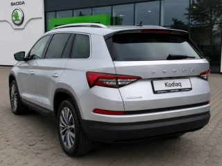 skoda-kodiaq-20-tdi-style-virtual-7-miestne
