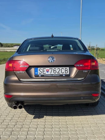 volkswagen-jetta-iba-44736-km-big-1