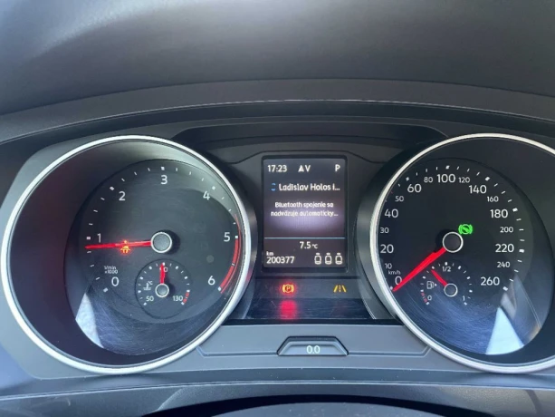 volkswagen-tiguan-20-bitdi-scr-bmt-240k-4motion-highline-dsg-176kw240hp-a7-big-1