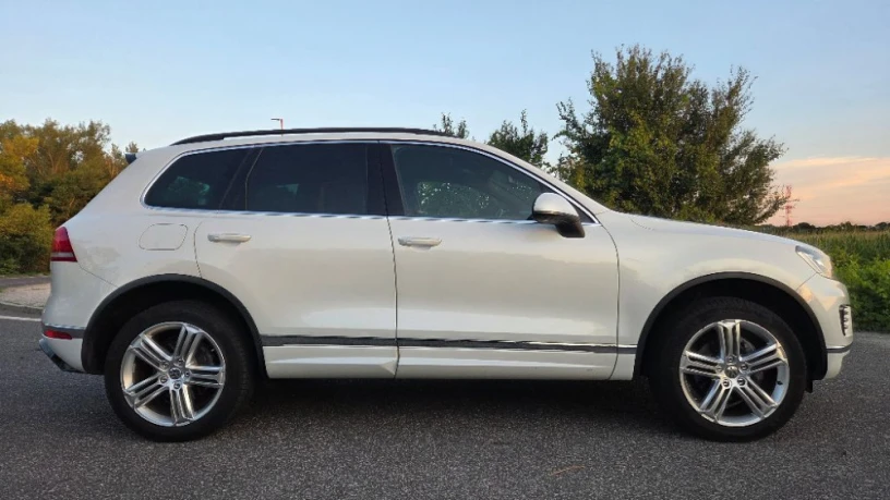 volkswagen-touareg-ii-30-v6-tdi-bmt-4xmotionterrain-tech-193kw262hp-a8-big-2