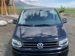 volkswagen-caravelle-long