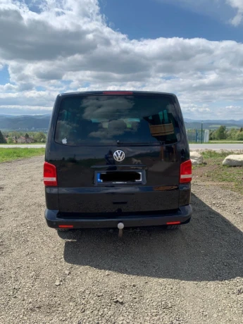 volkswagen-caravelle-long-big-3