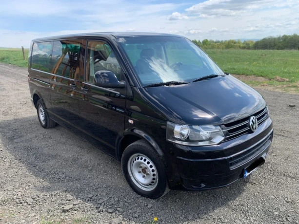 volkswagen-caravelle-long-big-2