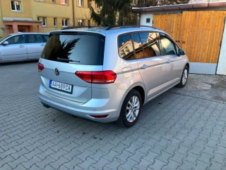 volkswagen-touran-20-tdi-scr-bmt-edition-highline-dsg-eu6-110kw150hp-a6