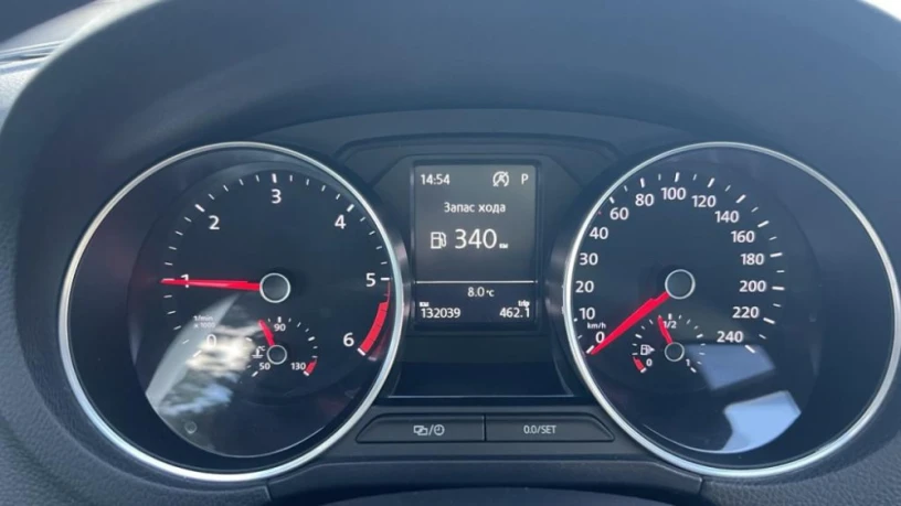 volkswagen-polo-hatchback-66kw-automat-big-3