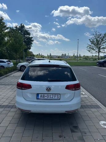 volkswagen-passat-variant-b8-big-2