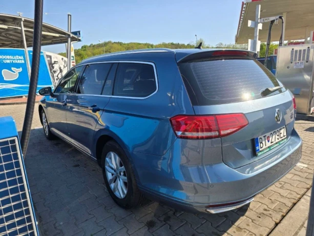 volkswagen-passat-variant-b8-big-2