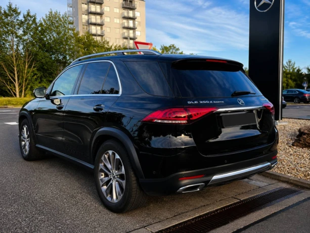 mercedes-benz-gle-suv-big-2