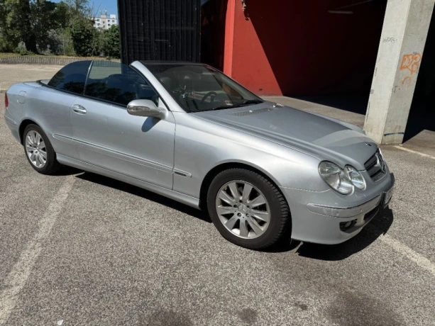mercedes-benz-clk-cabrio-2006-big-3