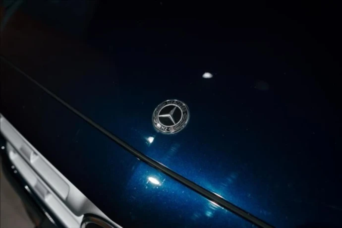 mercedes-benz-e-trieda-allterrain-designo-big-1