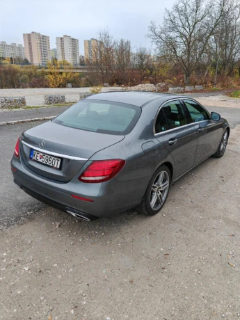 mercedes-e-trieda-sedan-143-kw-automat-rv-102019-big-1