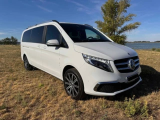 mercedes-benz-v-trieda-v300-4matic-airmatic-luxusne-sedacky-2-rad