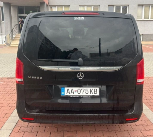 mercedes-benz-v-trieda-220dm-extralong-big-2