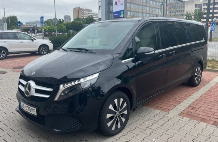 mercedes-benz-v-trieda-220dm-extralong-big-0