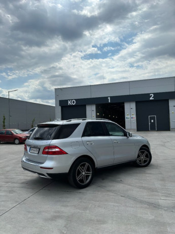 mercedes-benz-ml-350cdi-len-86000km-big-0